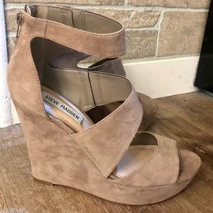 Perfect Summer Wedges STEVE MADDEN size 8